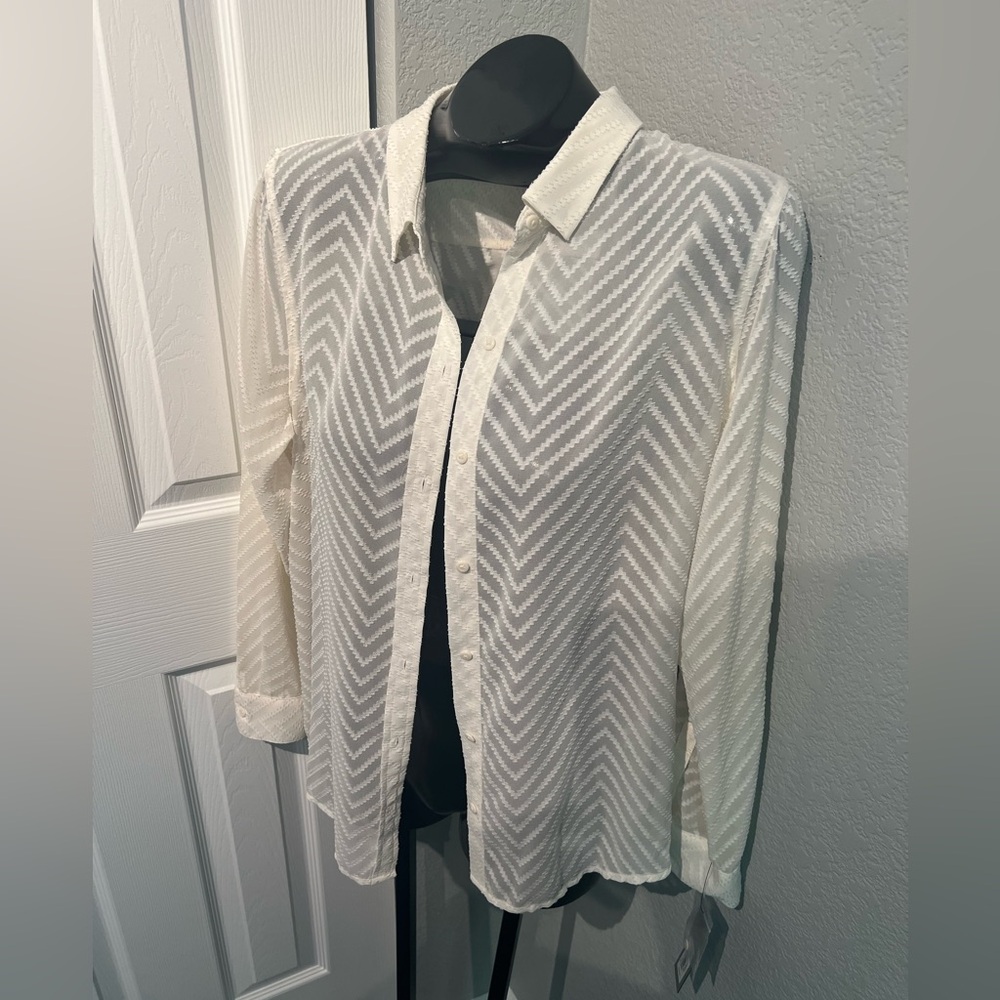 NEW with tags APT. 9 sheer white blouse XL, NWT